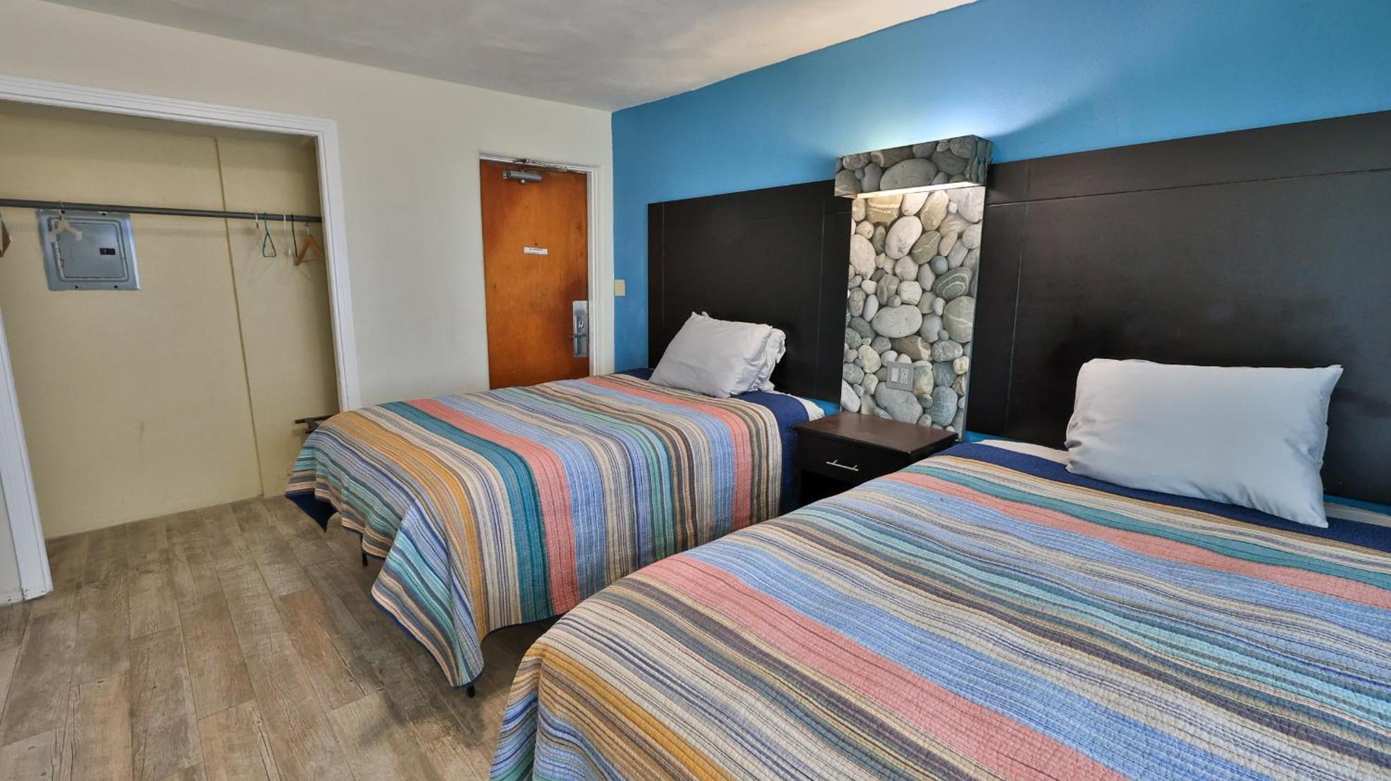 אורמונד ביץ Driftwood Beach Motel מראה חיצוני תמונה
