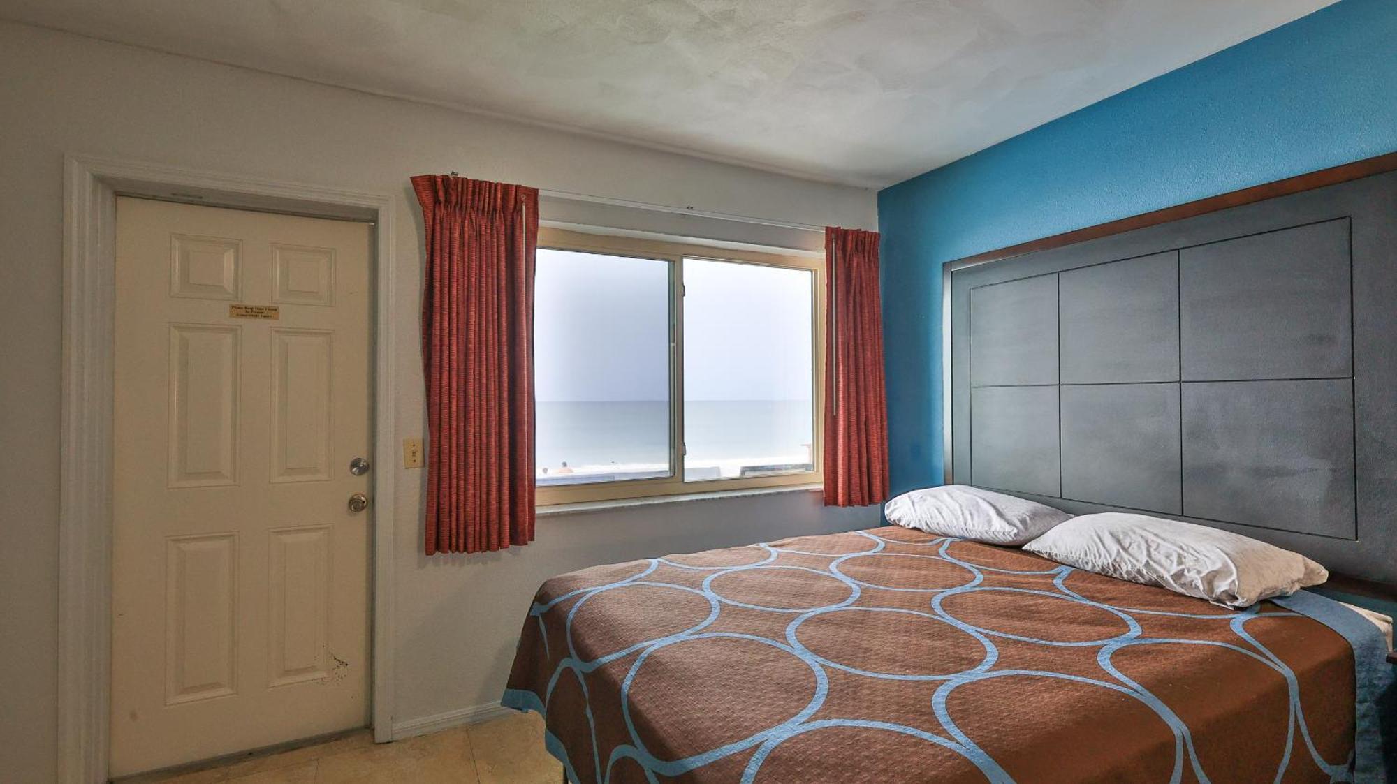 אורמונד ביץ Driftwood Beach Motel מראה חיצוני תמונה