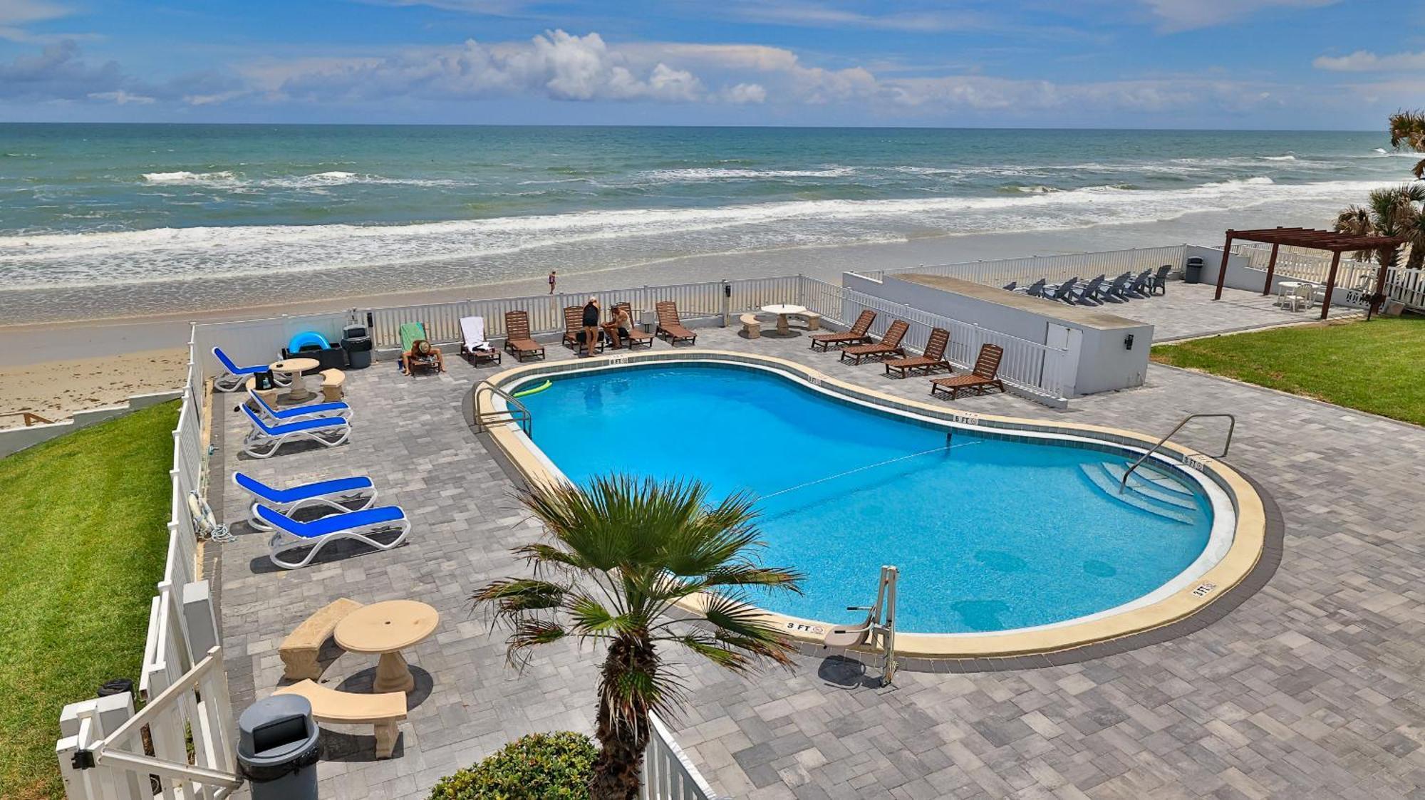 אורמונד ביץ Driftwood Beach Motel מראה חיצוני תמונה