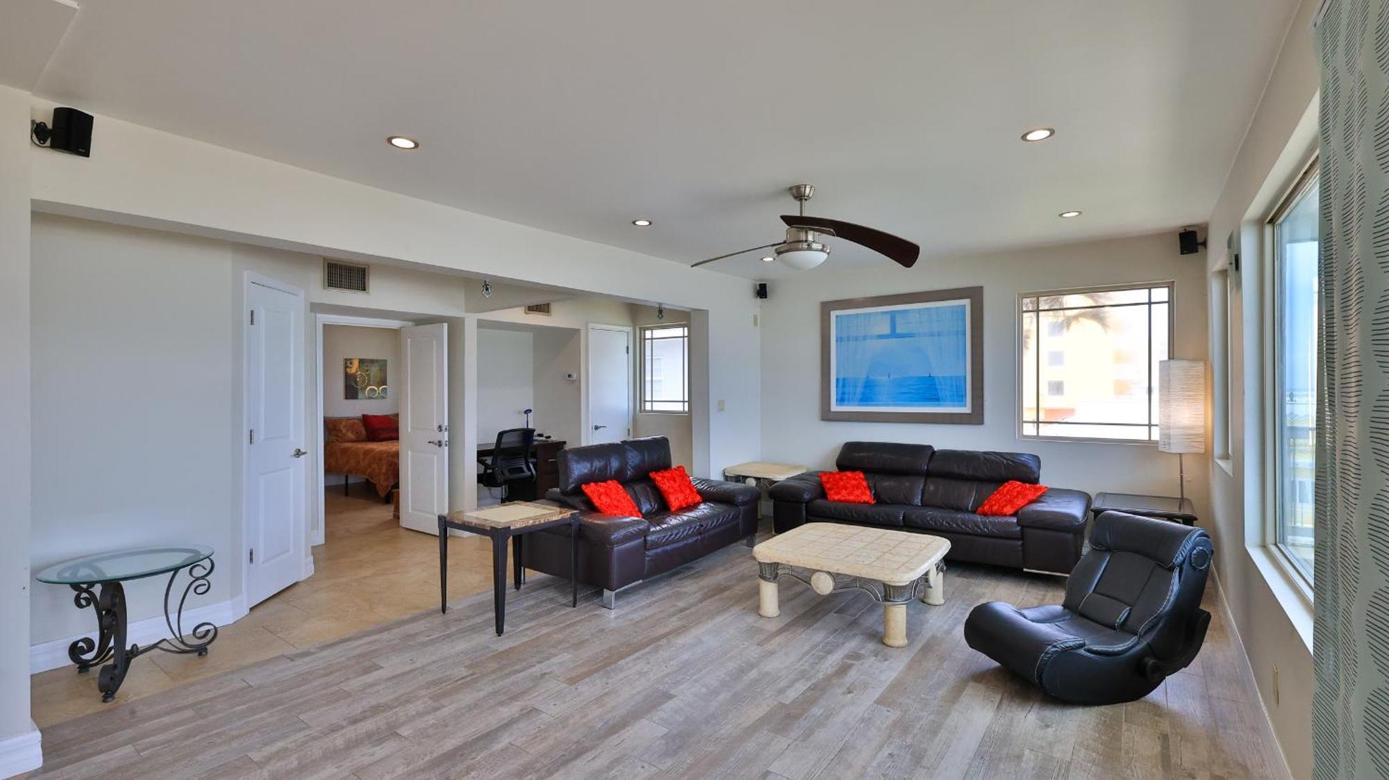 אורמונד ביץ Driftwood Beach Motel מראה חיצוני תמונה